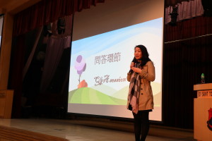 College Liaison Manager Miss Janet Pun give feedback to parents in Q&A session